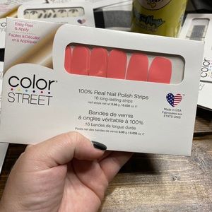 Color Street Caribbean Coral!